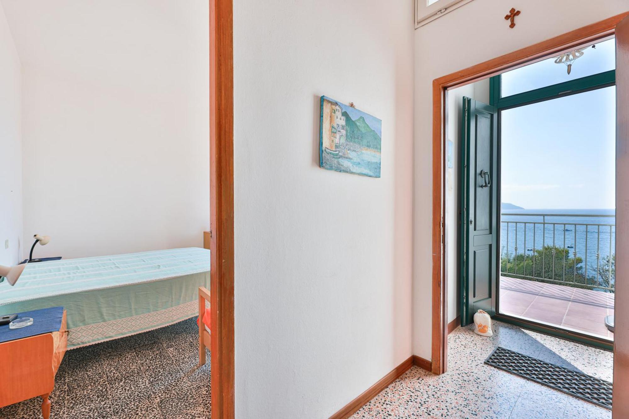 La Terrazza Sul Forno - Goelba Apartment Portoferraio Luaran gambar